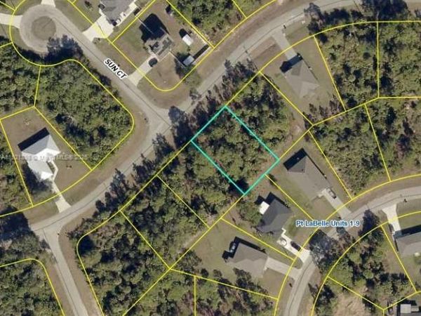5010 NE Tradewinds Cir., Labelle, FL 33935