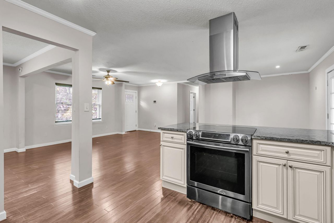 117 Alma Drive Photo 13