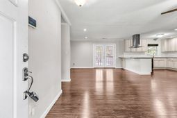 117 Alma Drive photo 4