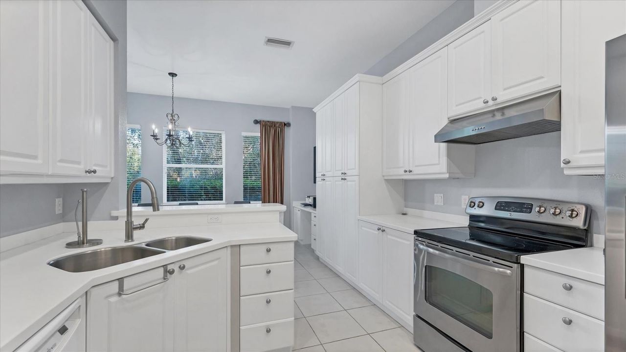 5523 46th Court W, Bradenton, FL 34210 Photo