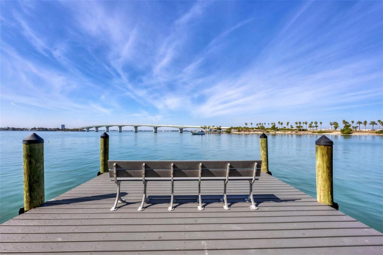 226 Golden Gate Point, Unit 32, Sarasota, FL 34236 Photo