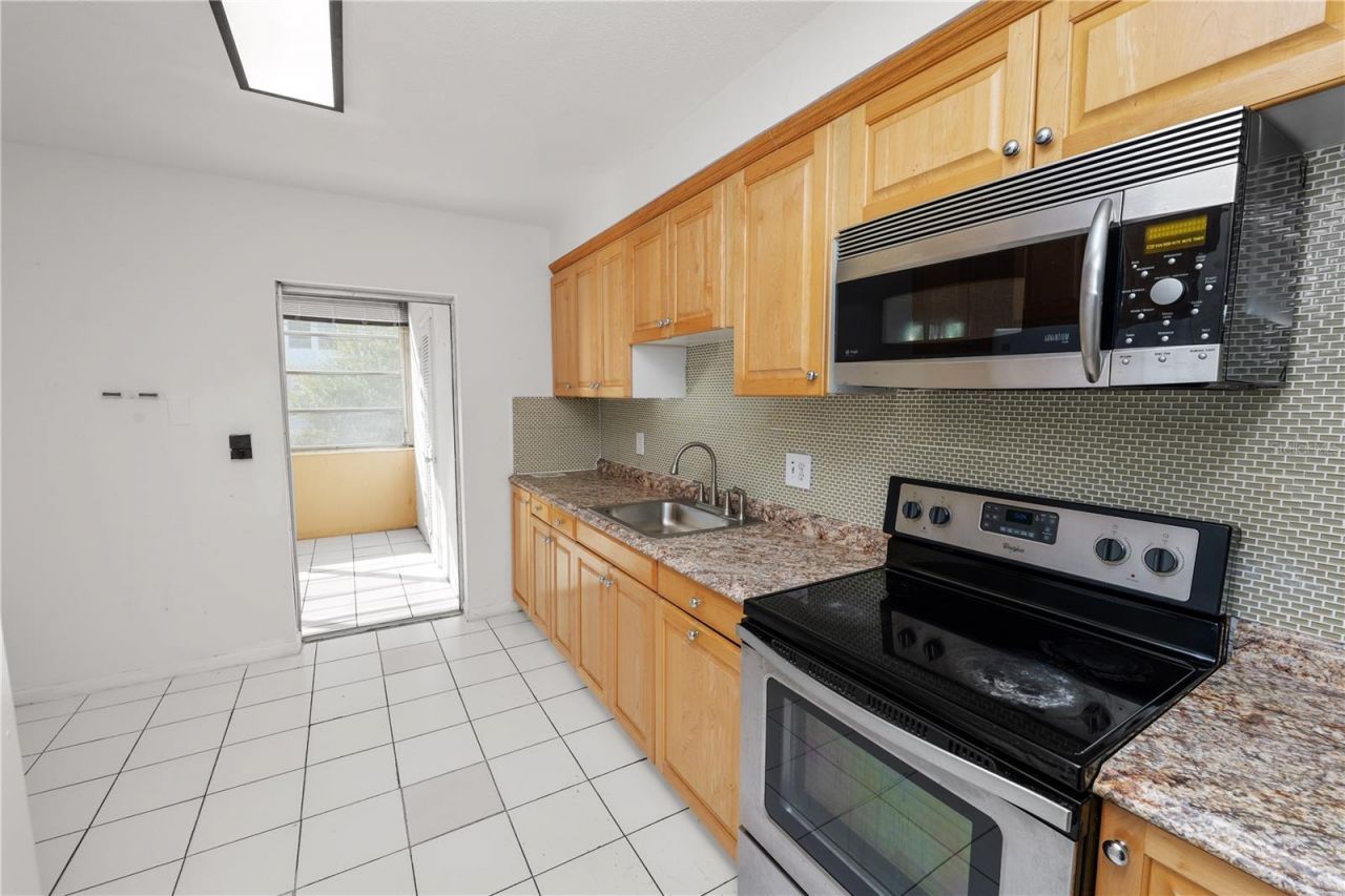 5728 14th Avenue N, Unit 205B, Saint Petersburg, FL 33710 Photo