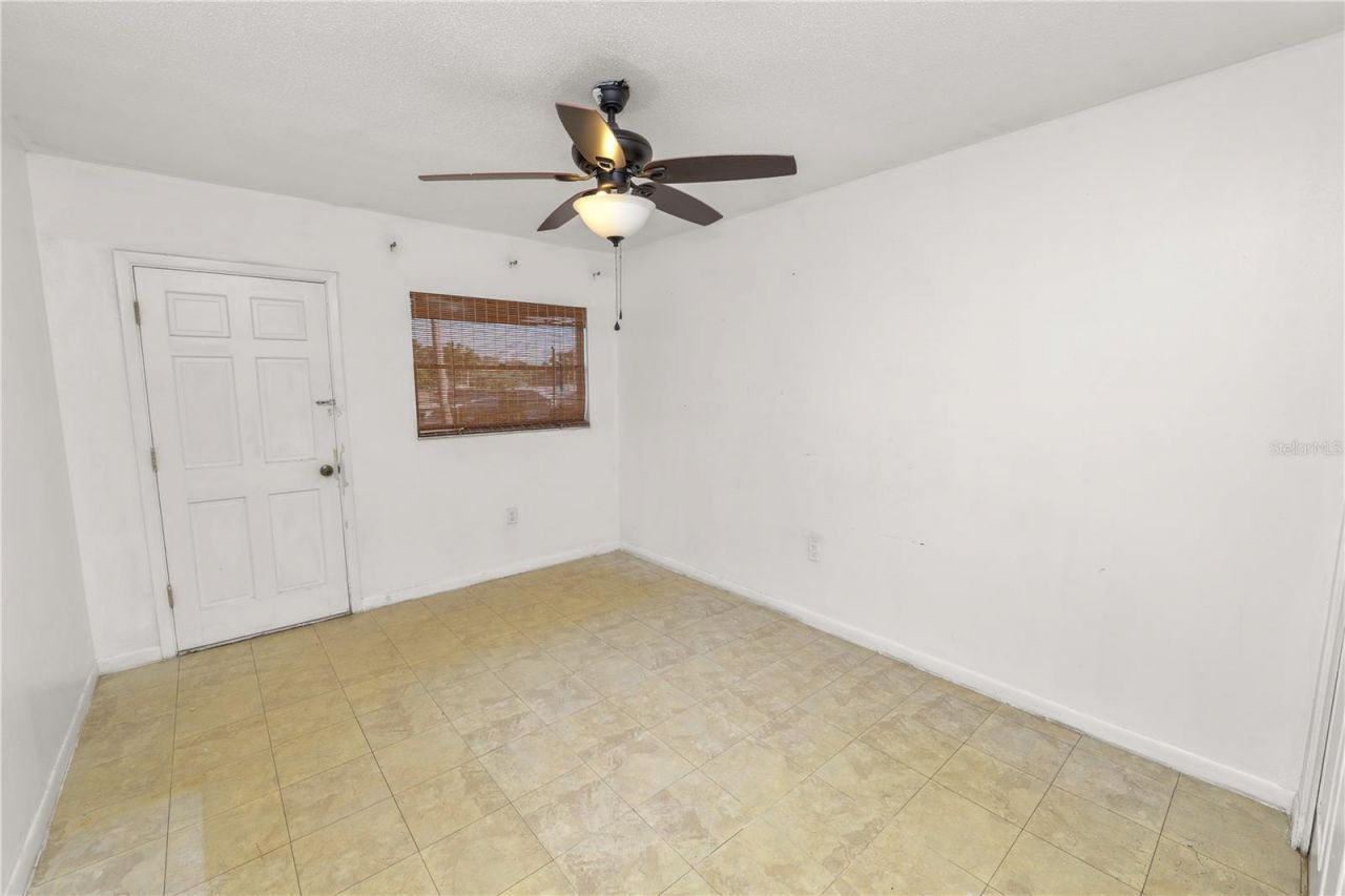 5728 14th Avenue N, Unit 205B, Saint Petersburg, FL 33710 Photo