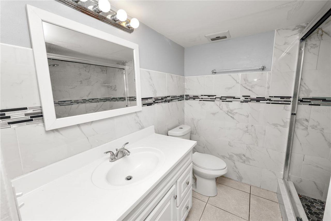 5728 14th Avenue N, Unit 205B, Saint Petersburg, FL 33710 Photo