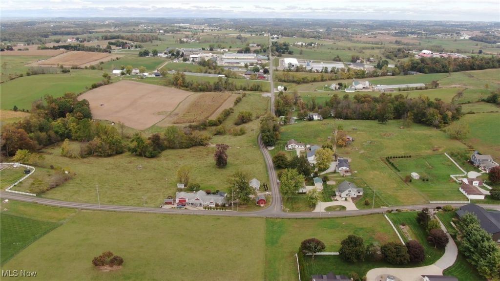 6041 Township Road 310, Millersburg, OH 44654