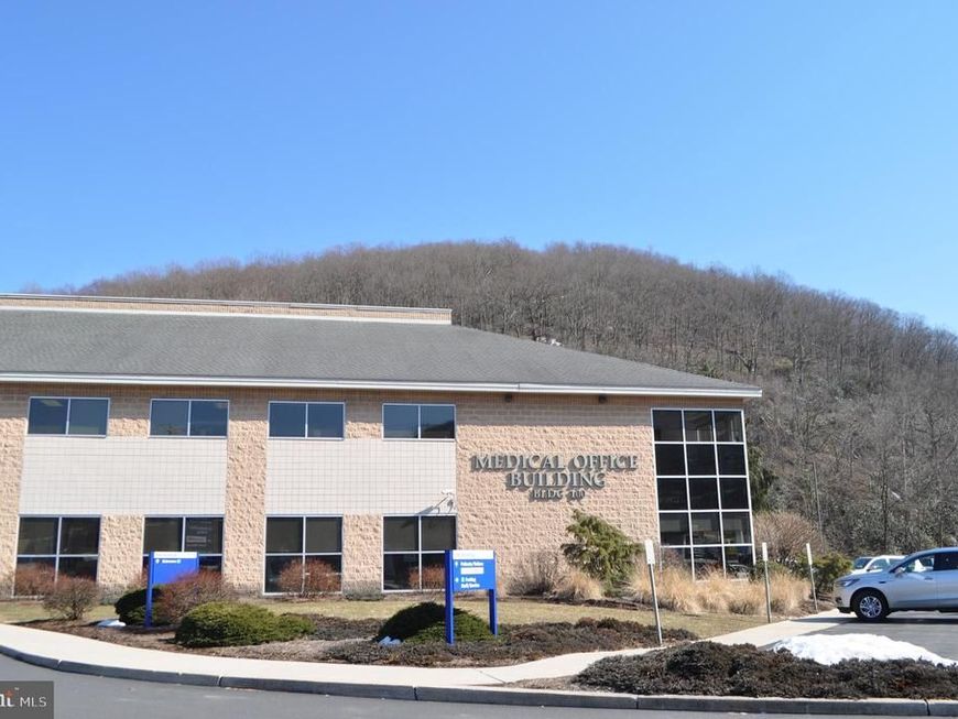 100 Schuylkill Medical Plaza, Suite 106-108, Pottsville, PA 17901 Main Photo