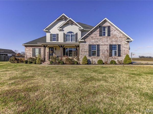 1304 Primrose Drive, Sikeston, MO 63801