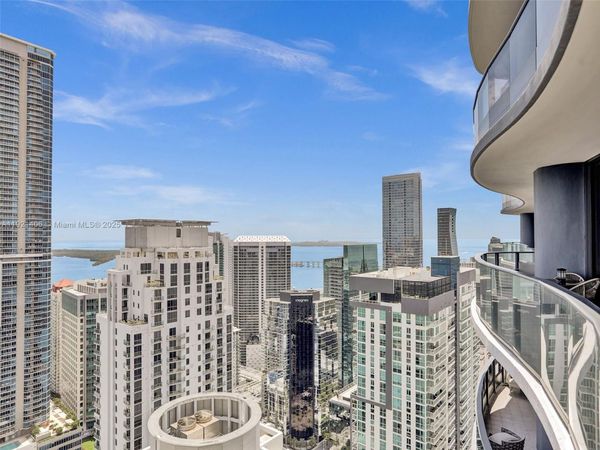 1000 Brickell Plz, Unit PH5103, Miami, FL 33131