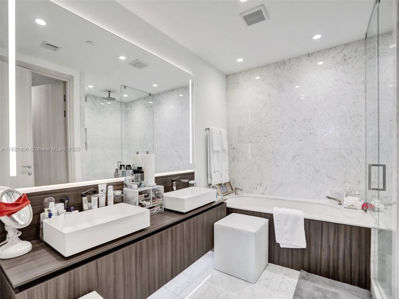 1000 Brickell Plz, Unit PH5103, Miami, FL 33131 Photo