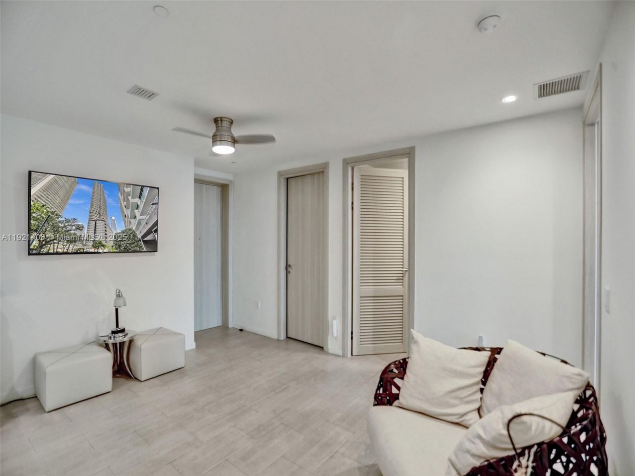 1000 Brickell Plz, Unit PH5103, Miami, FL 33131 Photo