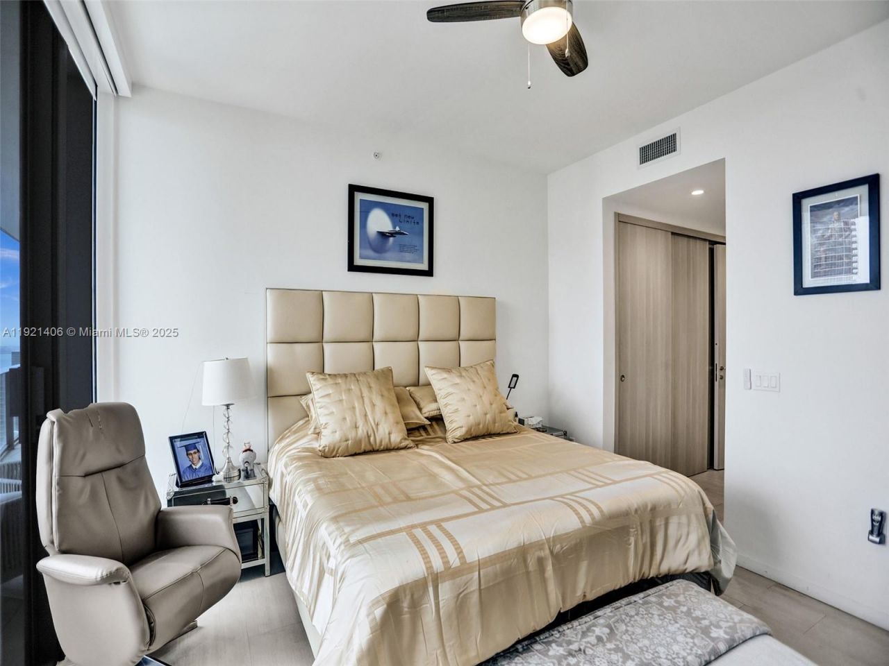 1000 Brickell Plz, Unit PH5103, Miami, FL 33131 Photo