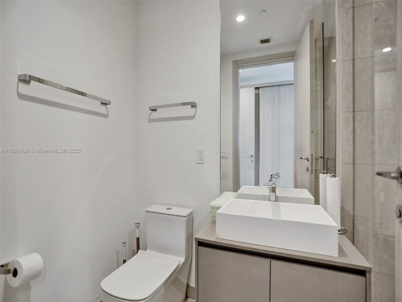 1000 Brickell Plz, Unit PH5103, Miami, FL 33131 Photo