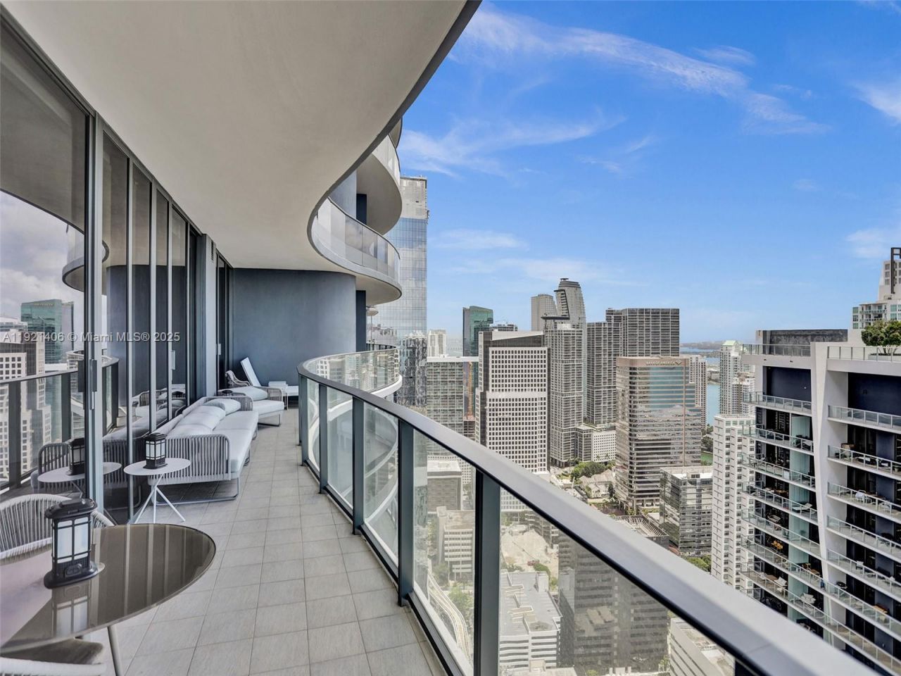 1000 Brickell Plz, Unit PH5103, Miami, FL 33131 Photo