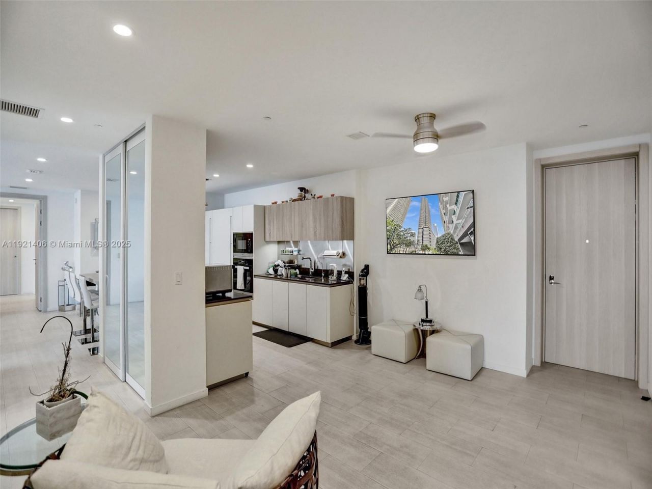 1000 Brickell Plz, Unit PH5103, Miami, FL 33131 Photo