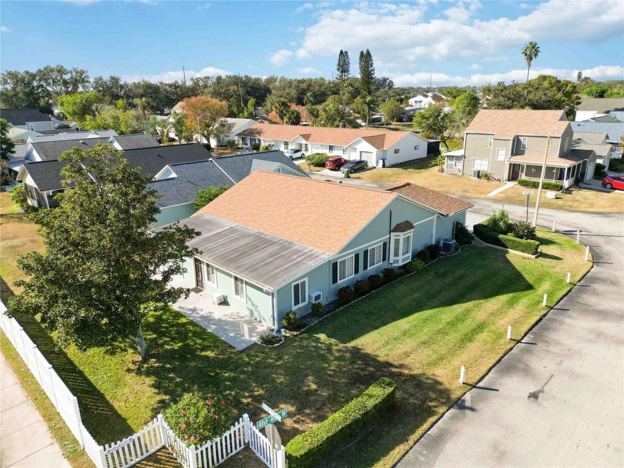 4101 37th Street Court W, Bradenton, FL 34205 Photo