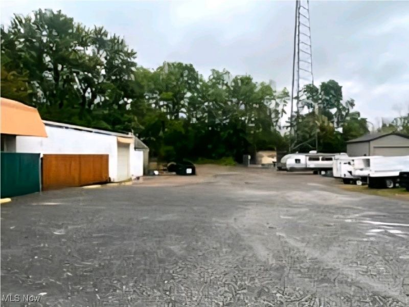 771 W Main Street, Alliance, OH 44601 Photo 6