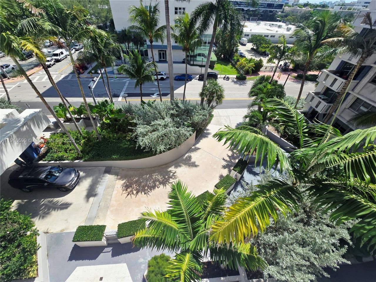 800 West Ave, Unit 528, Miami Beach, FL 33139 Photo