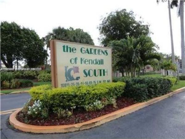 10865 SW 112th Ave, Unit 218, Miami, FL 33176
