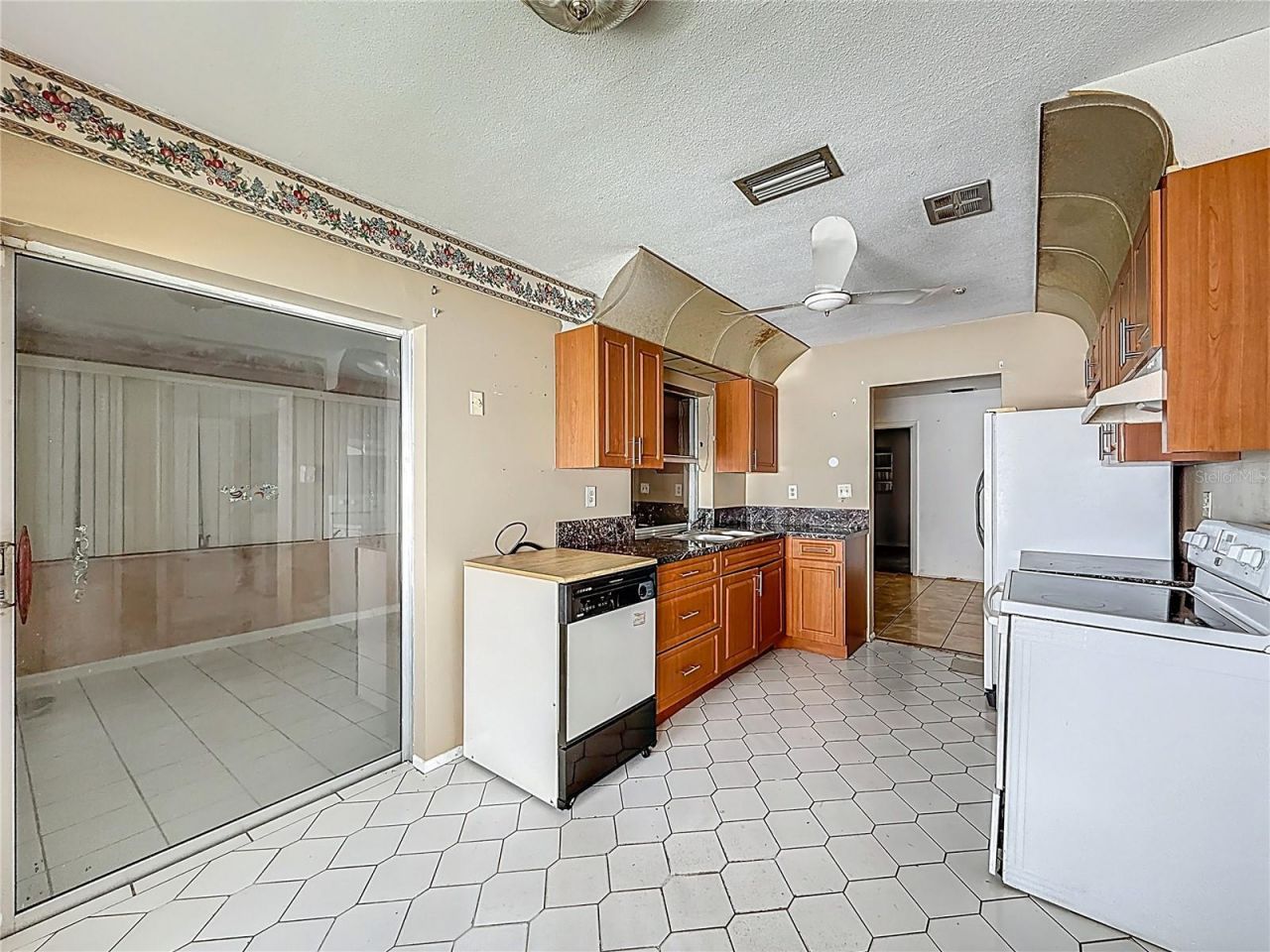 5139 NW 43rd Court, Lauderdale Lakes, FL 33319 Photo