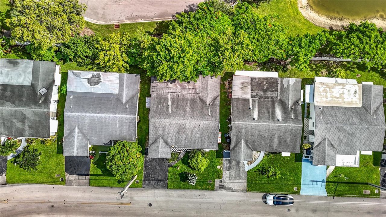 5139 NW 43rd Court, Lauderdale Lakes, FL 33319 Photo