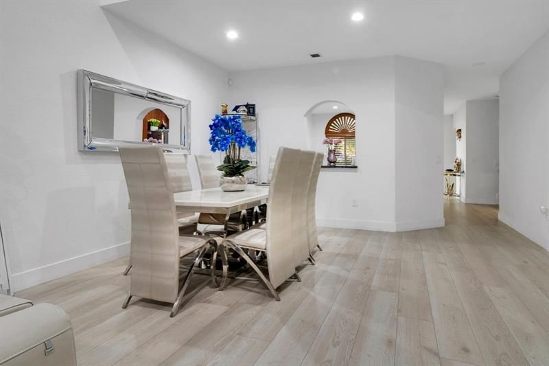 5095 Madison Lakes Circle, Davie, FL 33328 Photo