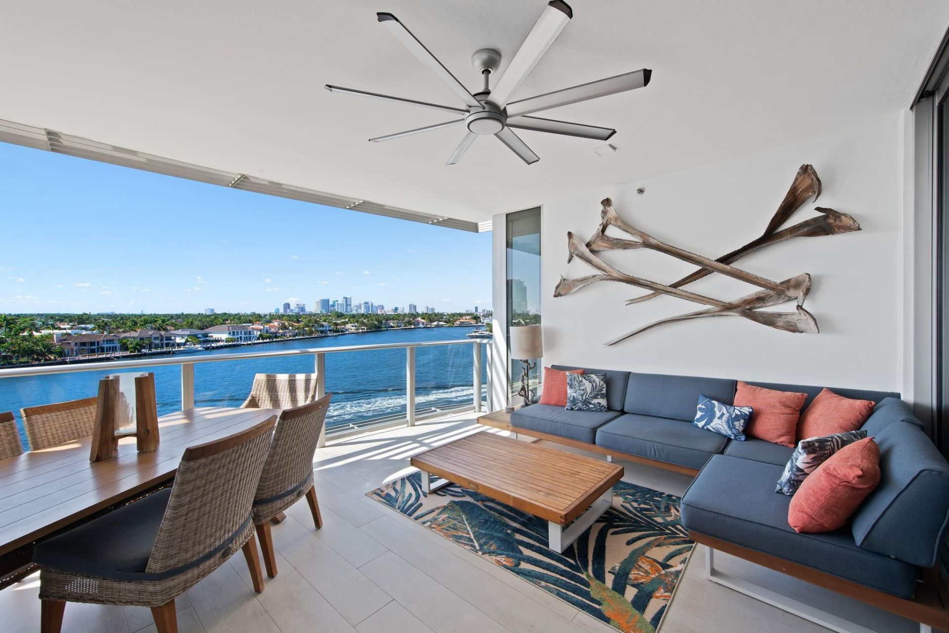 435 Bayshore, Unit 503, Fort Lauderdale, FL 33304 Photo