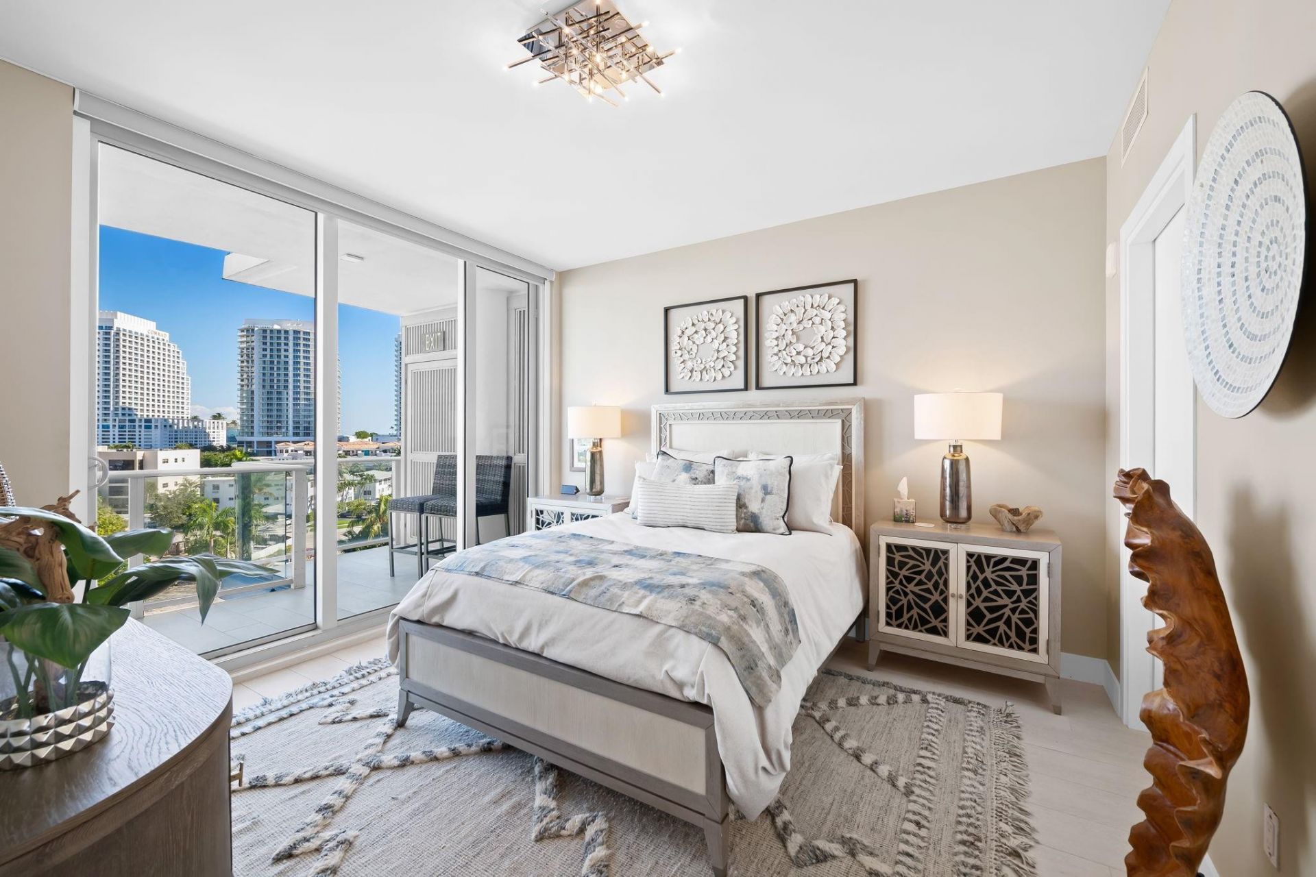 435 Bayshore, Unit 503, Fort Lauderdale, FL 33304 Photo