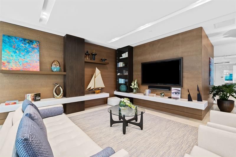 435 Bayshore, Unit 503, Fort Lauderdale, FL 33304 Photo