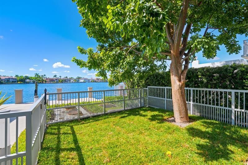 435 Bayshore, Unit 503, Fort Lauderdale, FL 33304 Photo