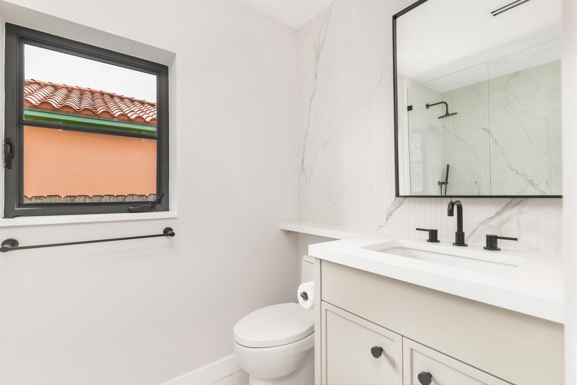 352 Palmetto Street, West Palm Beach, FL 33405 Photo