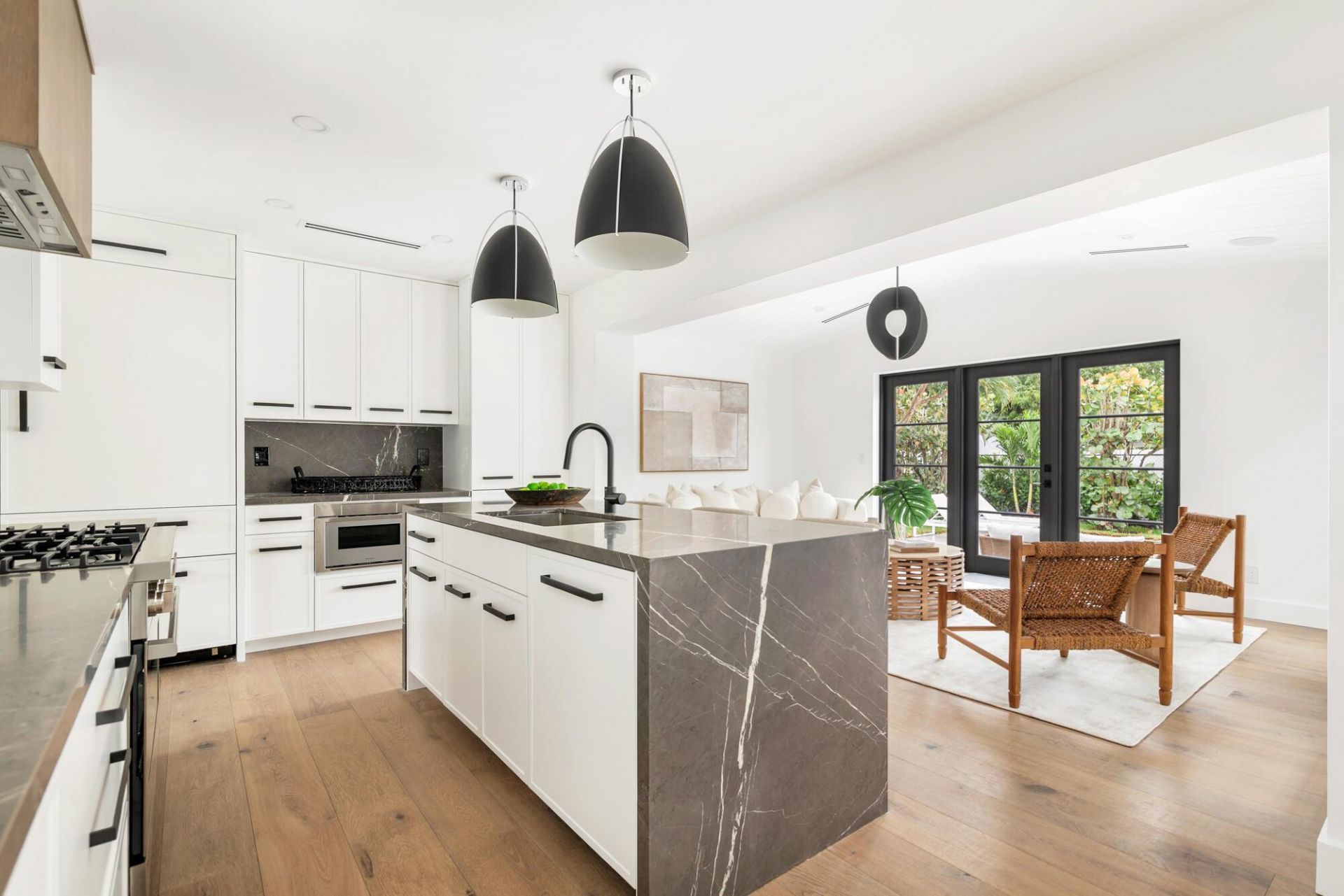 352 Palmetto Street, West Palm Beach, FL 33405 Photo