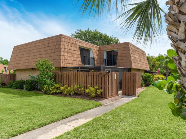 5962 SE Riverboat Drive, Unit 525, Stuart, FL 34997