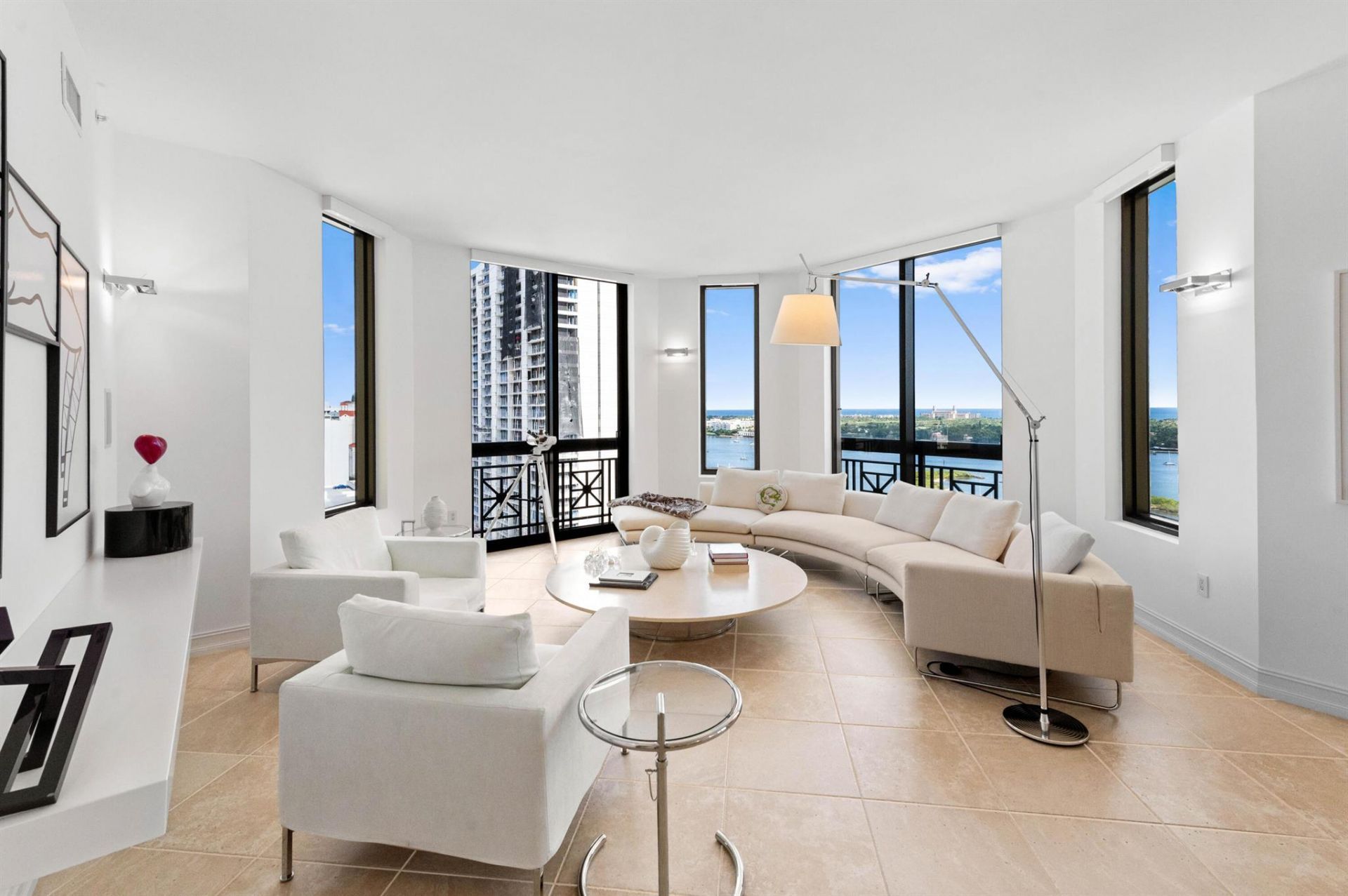 701 S Olive Avenue, Unit 1419, West Palm Beach, FL 33401 Photo