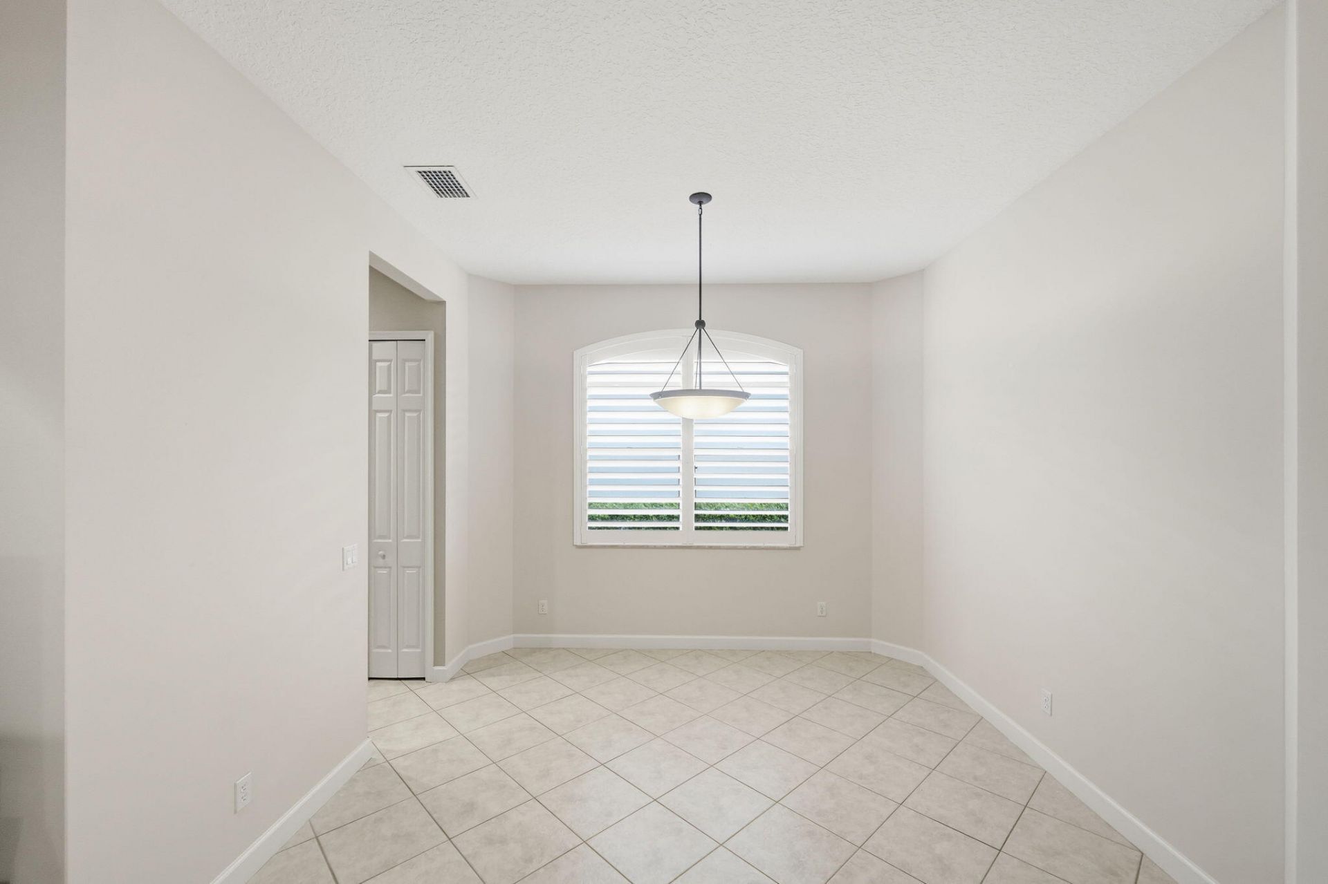 7233 Maidstone Drive, Port Saint Lucie, FL 34986 Photo