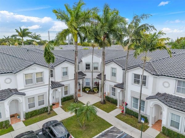 5610 NW 107th Ave, Unit 1306, Doral, FL 33178