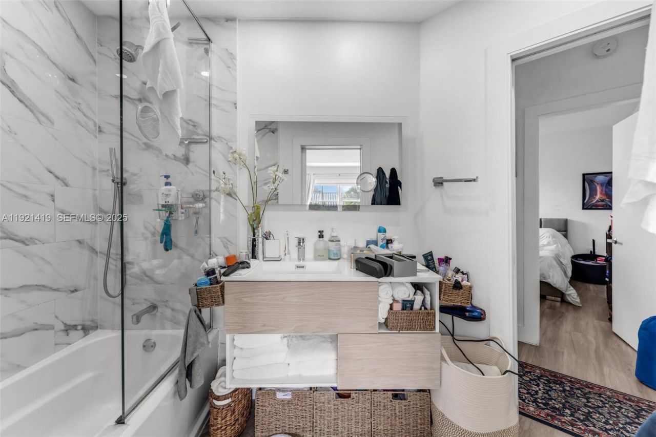 5610 NW 107th Ave, Unit 1306, Doral, FL 33178 Photo