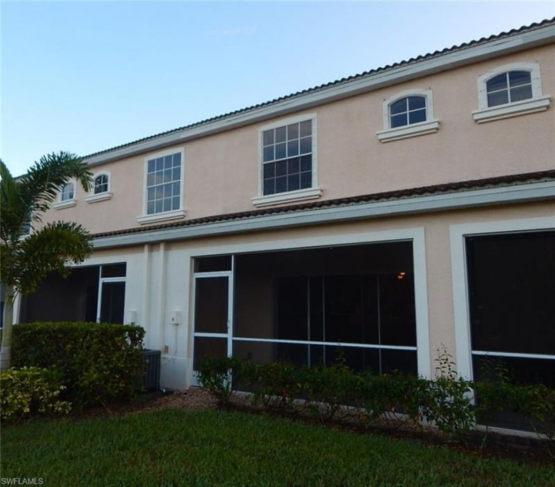1334 Weeping Willow Ct, Cape Coral, FL 33909 Photo