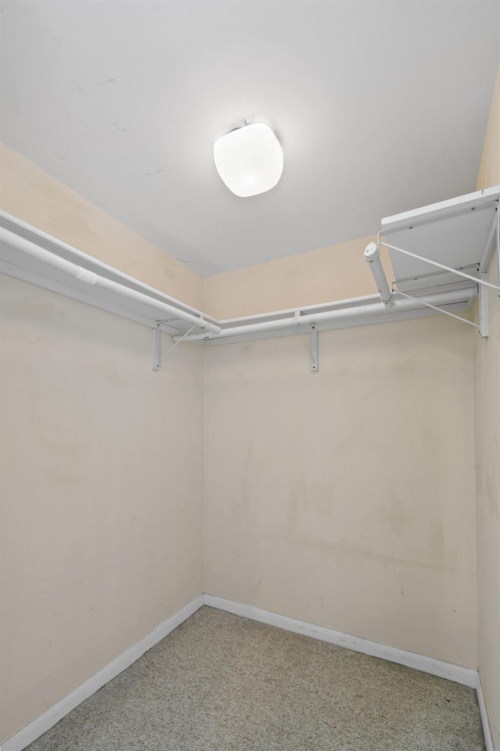 2400 Presidential Way, Unit 2006, West Palm Beach, FL 33401 Photo