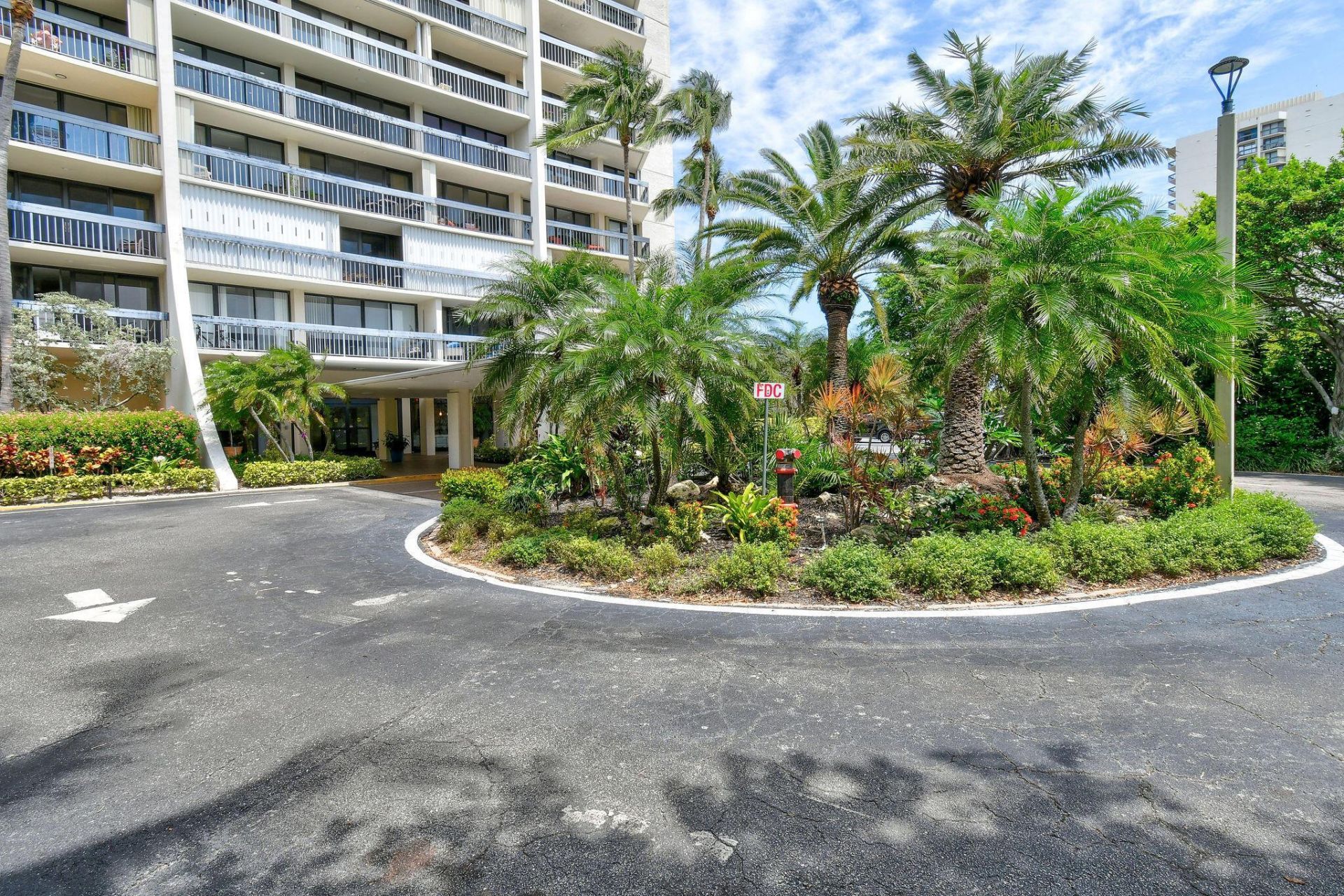 2400 Presidential Way, Unit 2006, West Palm Beach, FL 33401 Photo