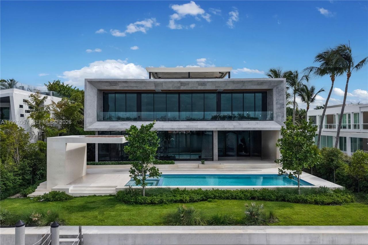 360 S Hibiscus Drive, Miami Beach, FL 33139 Photo