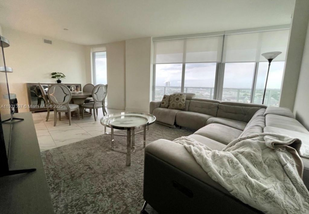 2000 Metropica Way, Unit 1009, Sunrise, FL 33323 Photo