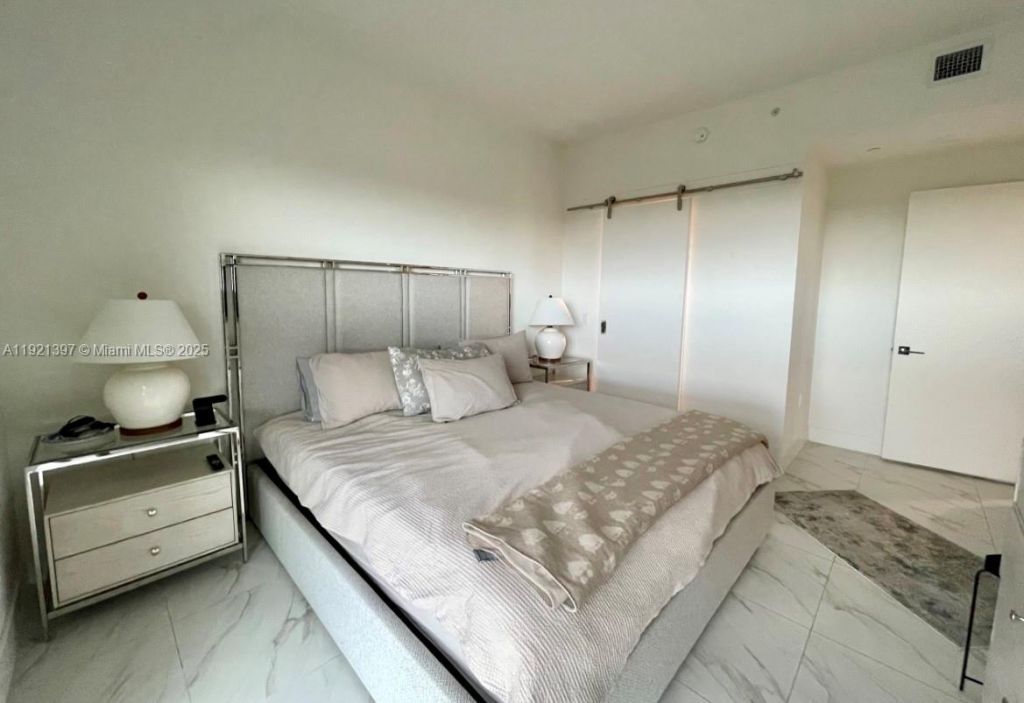 2000 Metropica Way, Unit 1009, Sunrise, FL 33323 Photo