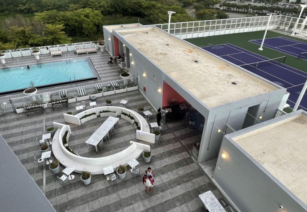 2000 Metropica Way, Unit 1009, Sunrise, FL 33323 Photo