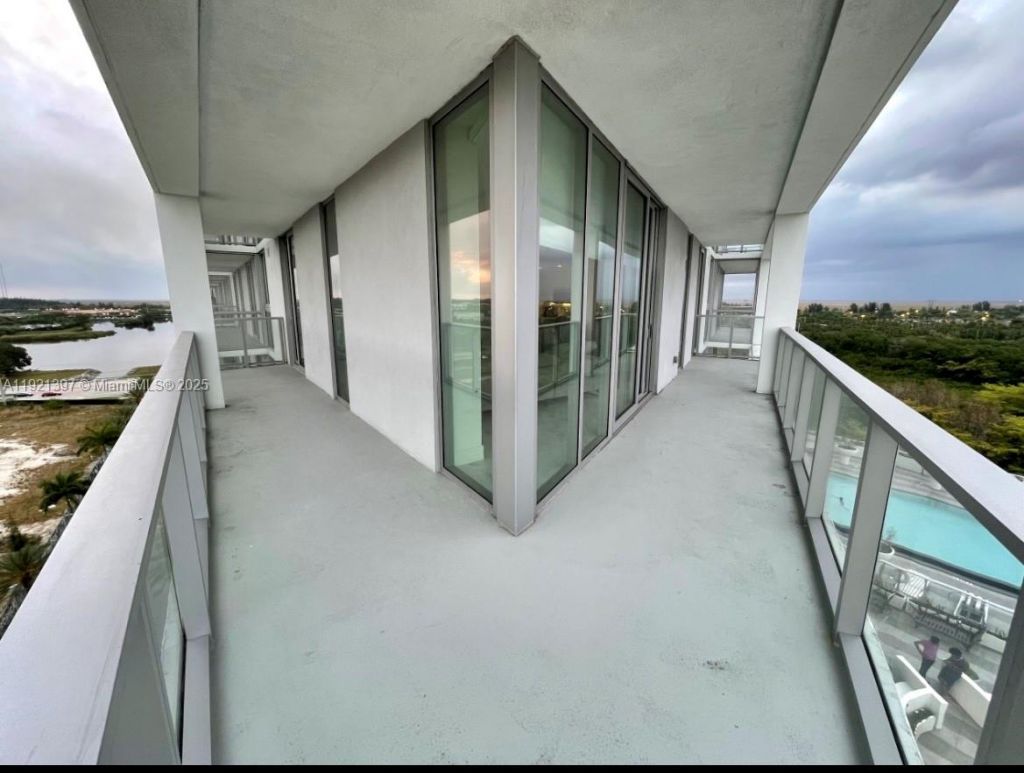2000 Metropica Way, Unit 1009, Sunrise, FL 33323 Photo