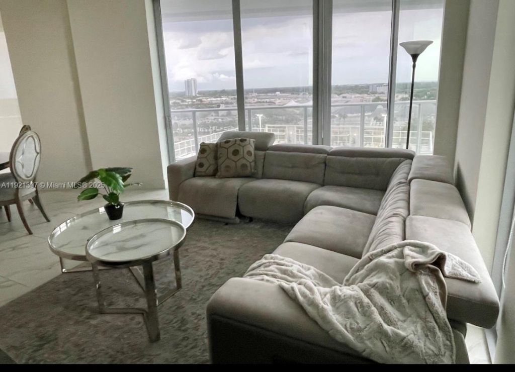 2000 Metropica Way, Unit 1009, Sunrise, FL 33323 Photo