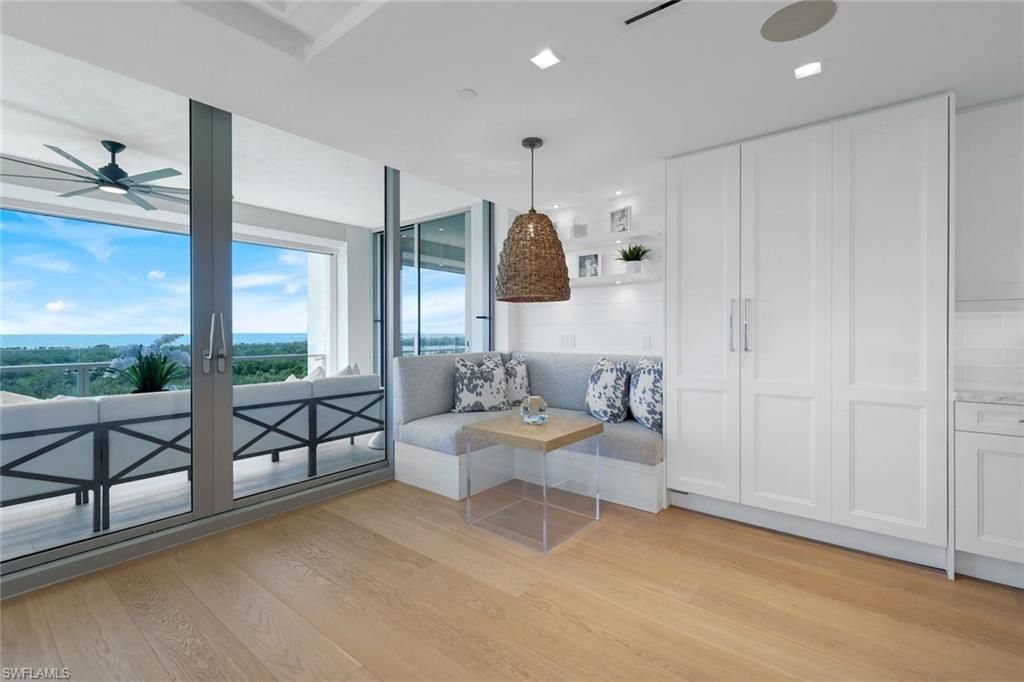 6897 Grenadier Blvd, Unit 601, Naples, FL 34108 Photo