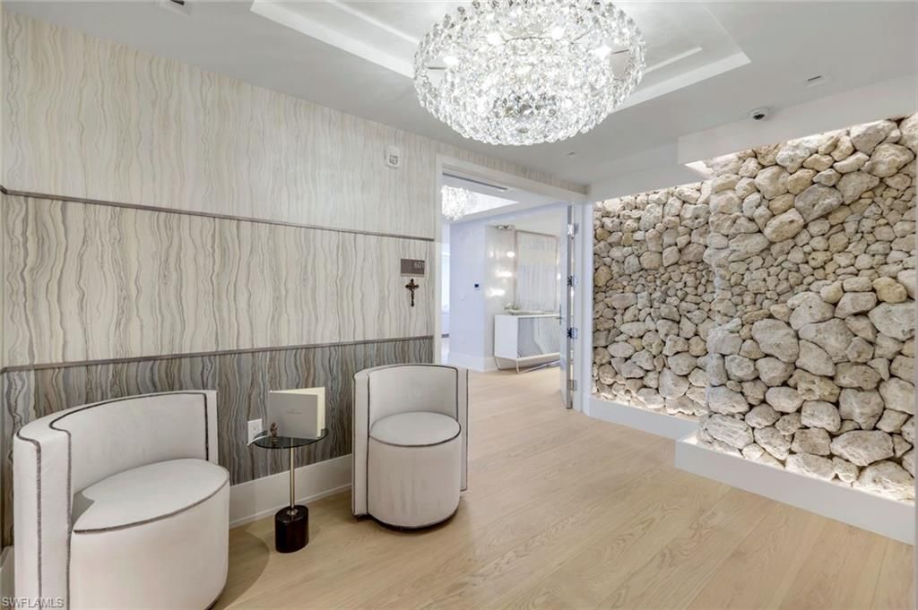 6897 Grenadier Blvd, Unit 601, Naples, FL 34108 Photo