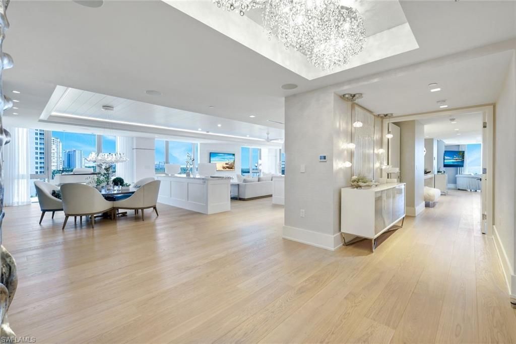 6897 Grenadier Blvd, Unit 601, Naples, FL 34108 Photo