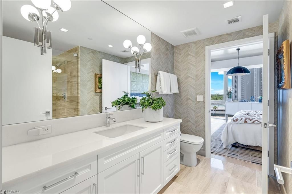 6897 Grenadier Blvd, Unit 601, Naples, FL 34108 Photo