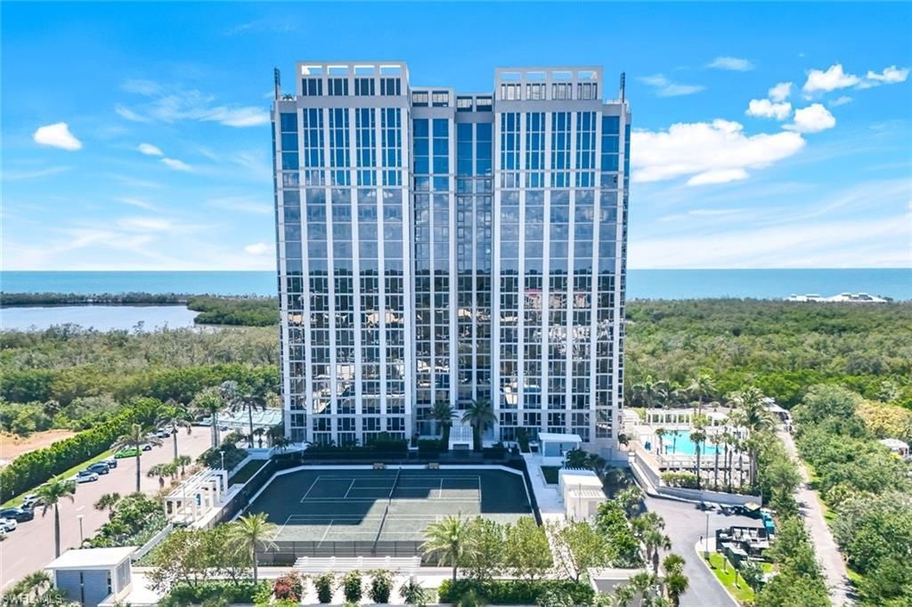 6897 Grenadier Blvd, Unit 601, Naples, FL 34108 Photo